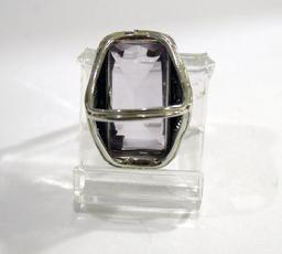 Art Nouveau 18K White and Yellow Gold  Amethyst 'Belais' Ring - Reverse View