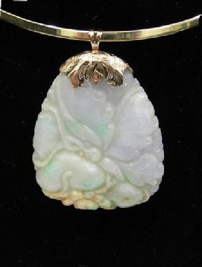 Large Chinese Multi-Color Jade Pendant/14K Gold Chased Cap - Butterfly - Side 2 Closeup View