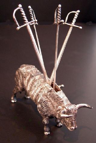 Mexcian Sterling Silver Bull and Swords Hors D'oeuvres Server - View 4