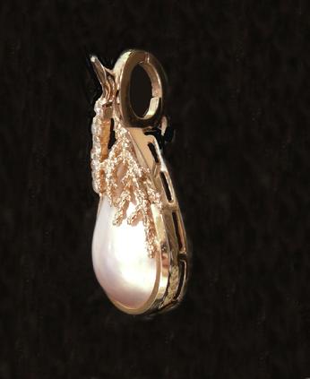 Vintage 14k YG Mabe Pearl and Diamond Pendant - Left side View
