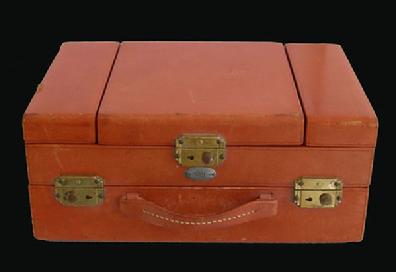BOYLE Leather Ladies Train Case - 1920's-30's Fitted with Necessities - Front View