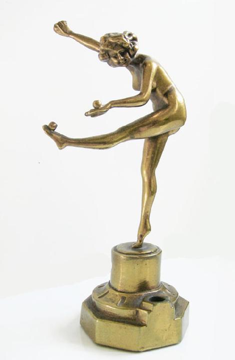 Art Deco 1920's Bronze Clad Nude Figure of 'The Juggler', after Claire Jeanne Roberte Colinet